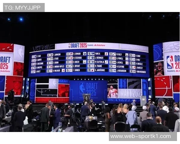 菜鸟赛季初展现实力季前赛对手在弗拉格防守下命中率低迷